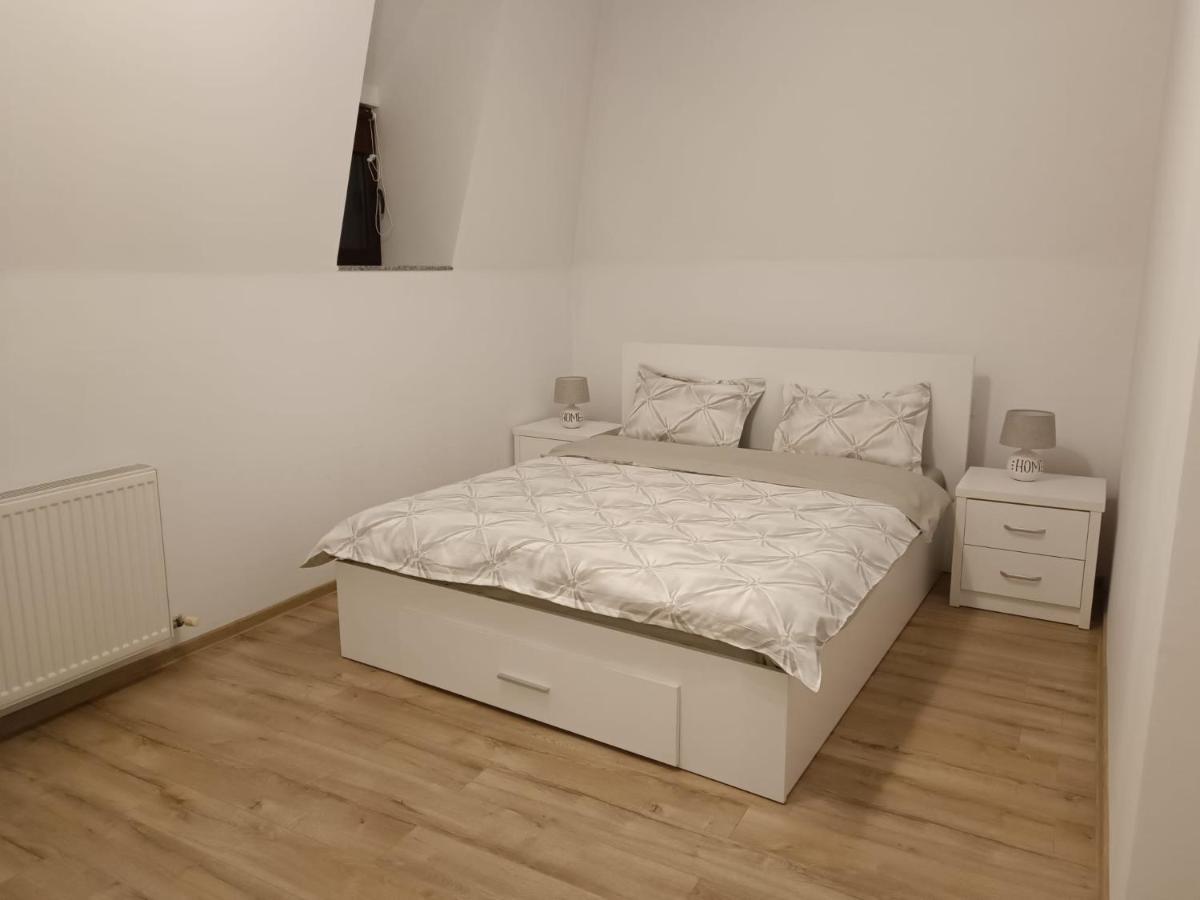 Moonlight Apartments Сибиу Экстерьер фото